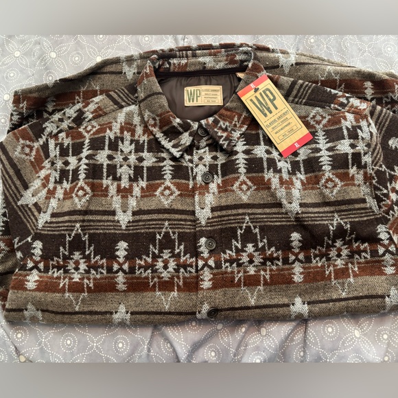 Weatherproof Other - NWT XL Weatherproof Men's Aztec Pattern Cardigan Shacket Sweater Brown and Gray